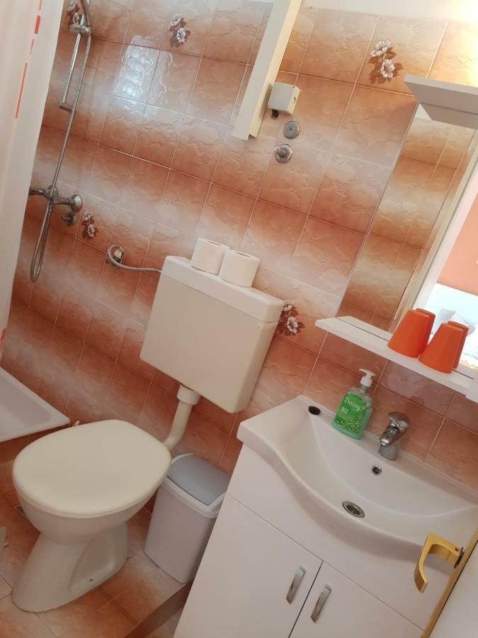 Rooms Neda راب المظهر الخارجي الصورة